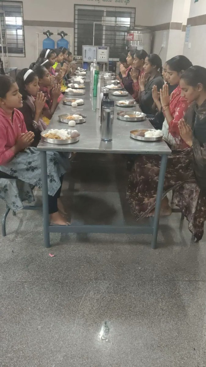 DR.B.R.AMBEDKAR RESIDENTIAL SCHOOL711SOMPURA (@kreisdbrars) on Twitter photo #tag#DINNER@DBRARSSC711 #SocialAudit_SWDMeals #SocialWelfare_Karnataka <a href="/SWDGoK/">ಸಮಾಜ ಕಲ್ಯಾಣ ಇಲಾಖೆ</a> #tag#DINNER@DBRARSSC711 #SocialAudit_SWDMeals #SocialWelfare_Karnataka <a href="/SWDGoK/">ಸಮಾಜ ಕಲ್ಯಾಣ ಇಲಾಖೆ</a>