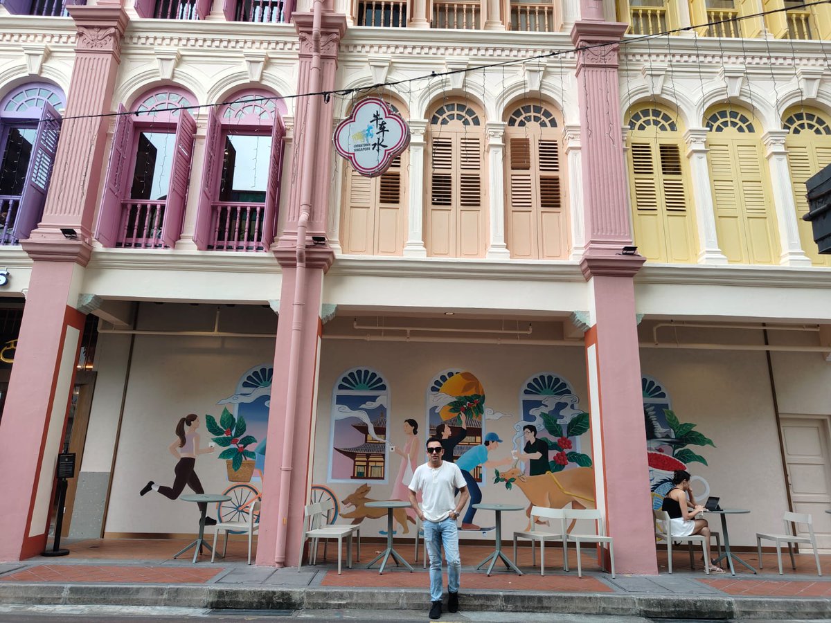 nilotpalbhatt's tweet photo. In Singapore for IAMCR 2025, but the city’s stories outside the sessions are just as compelling. 🌏📚 #IAMCR2025 #SingaporeImpressions” https://t.co/kUTgEi7xin