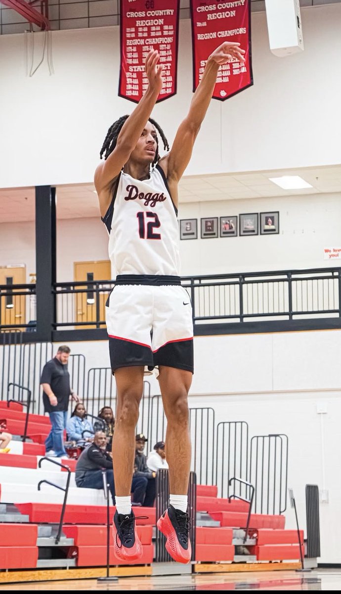 Wesley Powell (@wesleypowell_) on Twitter photo All Glory to Jesus Christ
Episode 8 of the Under the Lights podcast featuring Jerrin Samuel of <a href="/WinderBarrowMBB/">Winder-Barrow Basketball</a>
Spotify link: open.spotify.com/episode/0KOczqβ¦
YouTube Link: youtu.be/_p11nKZ-X5Y All Glory to Jesus Christ
Episode 8 of the Under the Lights podcast featuring Jerrin Samuel of <a href="/WinderBarrowMBB/">Winder-Barrow Basketball</a>
Spotify link: open.spotify.com/episode/0KOczqβ¦
YouTube Link: youtu.be/_p11nKZ-X5Y