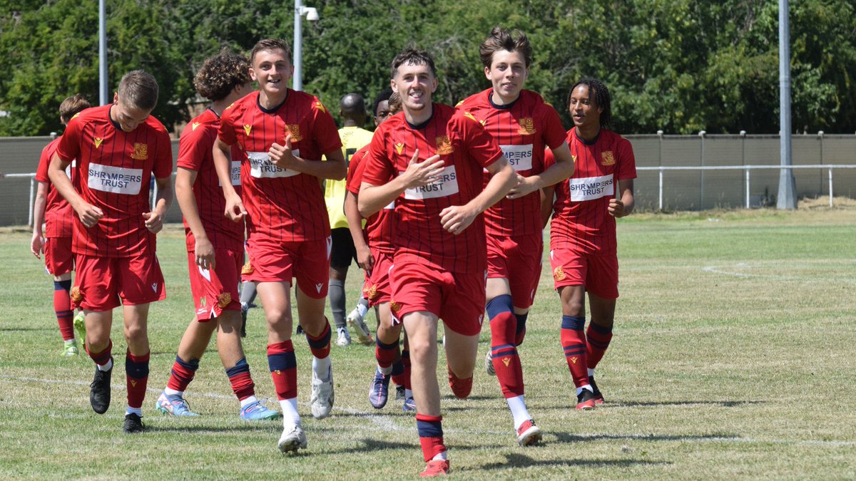 SUFCYouth's tweet image. FT: ⌛️

Southend United U17s 2️⃣
CrownPro Elite 1️⃣

(Friendly)

#BluesU17s