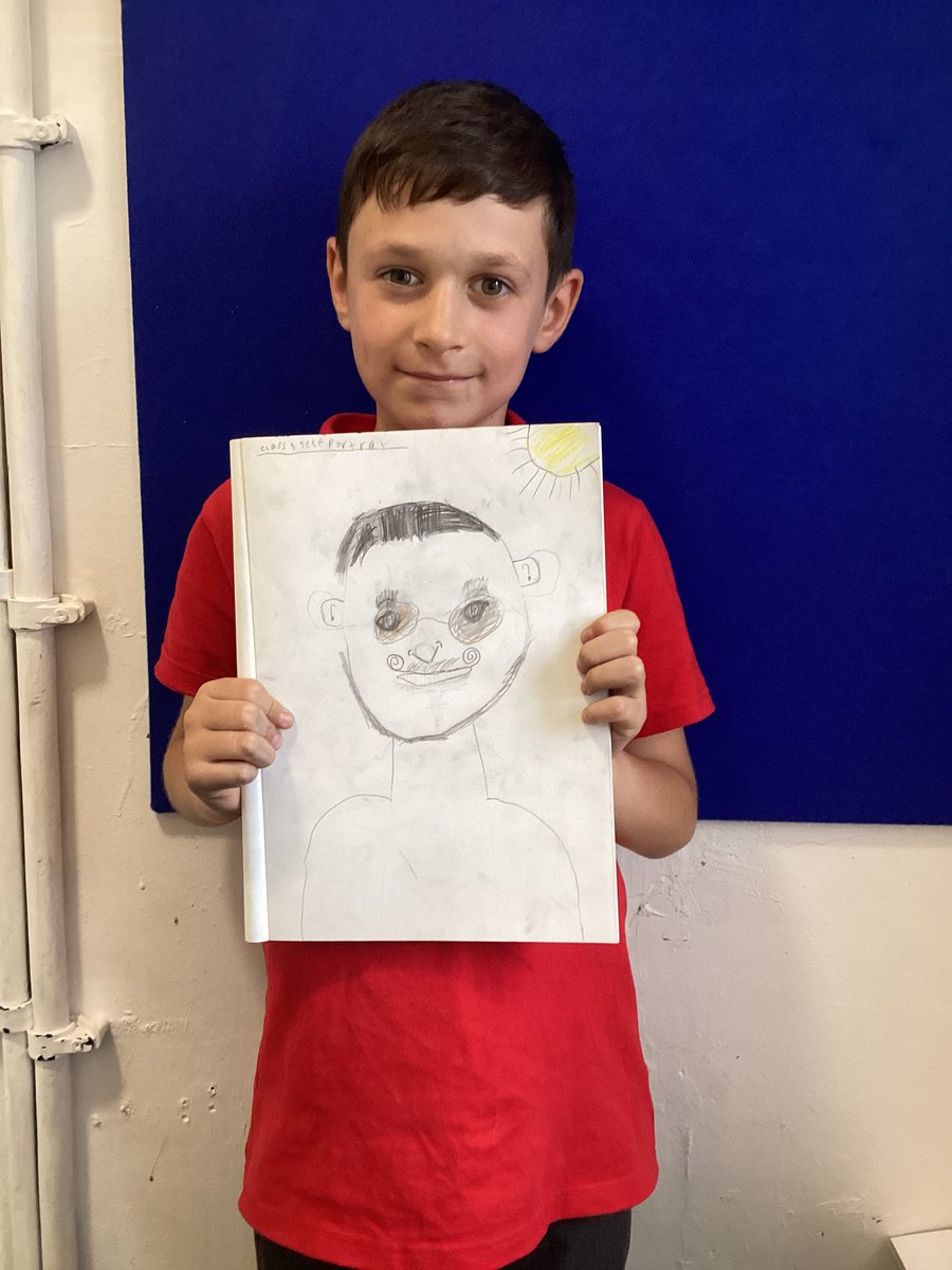 Class 3 have been sketching self portraits this afternoon. We worked on technique and really took it a step at a time. Well done to the new Class 3!