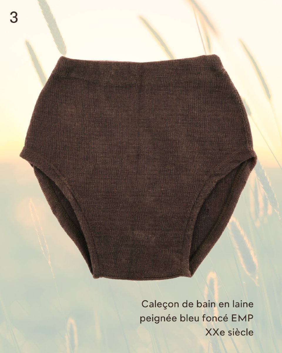 MuseeArmee's tweet image. [#Été] Si les premières traces de maillot de bain remontent à l’Antiquité égyptienne, il faut attendre le XXe siècle pour qu’il se démocratise, du fait des premiers congés payés 🩲

🏊 Dans les années 1920, les maillots de bain sont conçus pour faciliter la baignade et les…