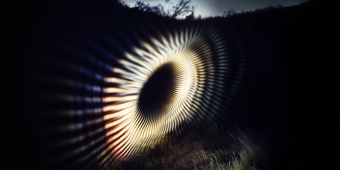 cdmblogs's tweet image. Interview: @emptyset_ on “Performing Architecture,” alternate sonic futures, and community through sound. cdm.link/emptyset-inter…