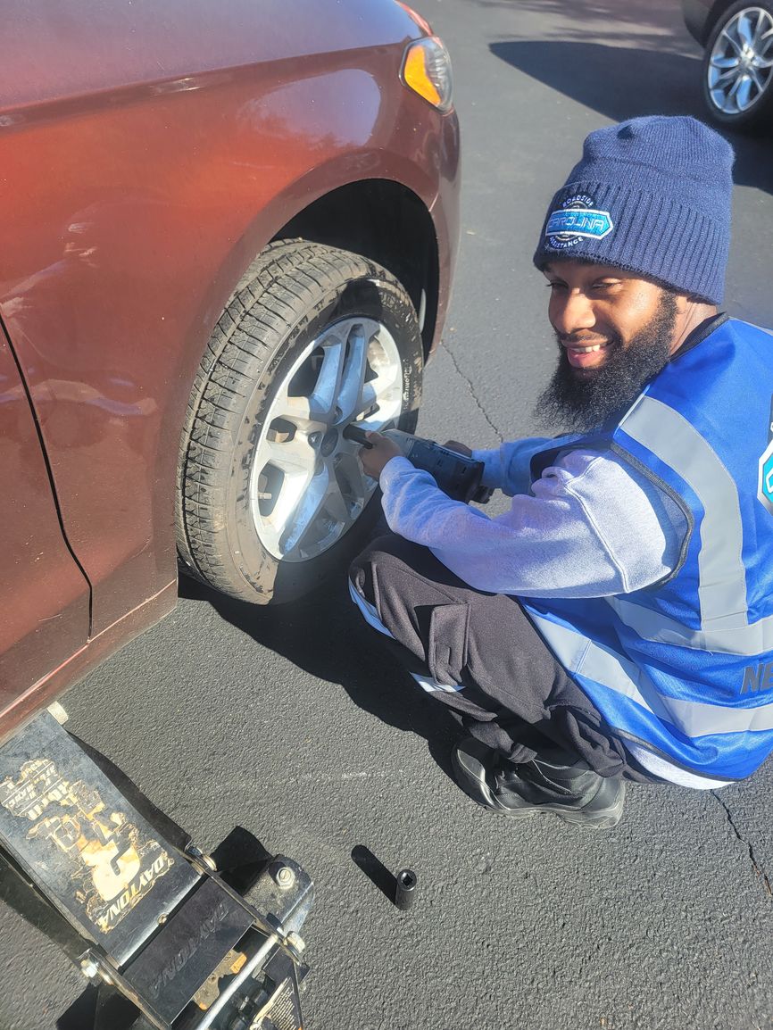 CRSAFirstChoice's tweet image. A flat tire can strike at any time, but don’t stress—we’re here with fast spare tire replacements to get you moving again quickly. Contact us and we’ll arrive in no time! #SpareTireReplacements
roadsideassistancecharlotte.com/tire-replaceme…