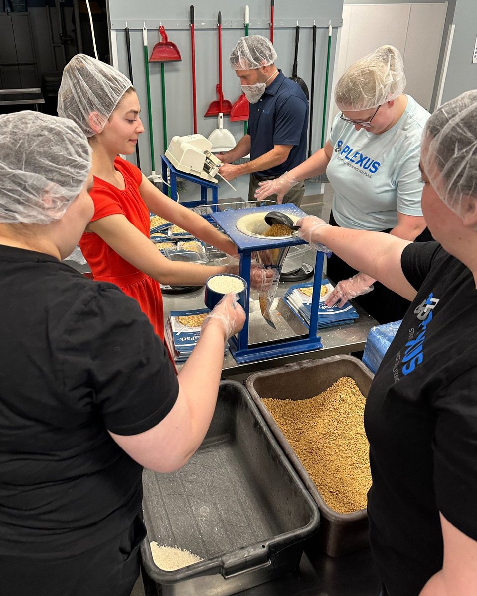 plexusgroupe's tweet image. Last week, our Deer Park associates volunteered at Feed My Starving Children. The group packed 137 boxes—nearly 30,000 meals—enough to feed 81 children for an entire year. We&apos;re proud to support organizations making a real impact!

#ThePlexusGroupe #ProudlyPlexus #FMSC