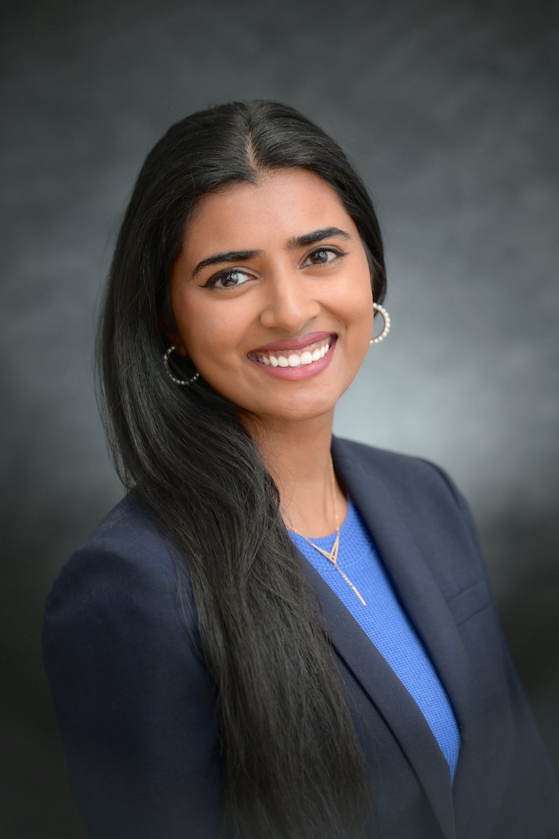 YaleIMed's tweet image. PGY-1 Sowmya Ravi, MD, MPH, was inspired by her pediatrician mother to pursue a career in medicine.
Ravi is passionate about bridging gaps in health care disparities. Learn more about her ⬇️
medicine.yale.edu/internal-medic…