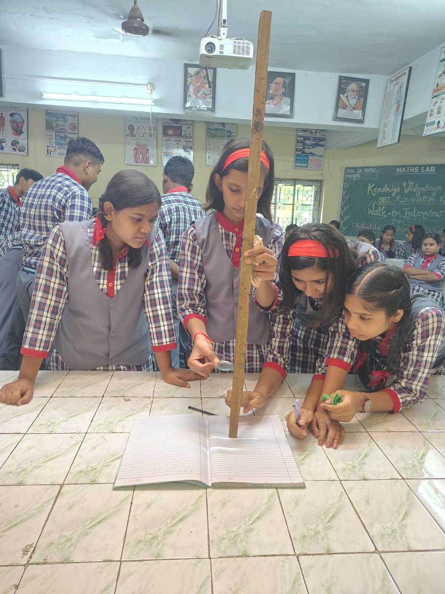 KVKusmunda's tweet image. STEM Day 2 | KV No.3 Kusmunda
Igniting young minds with innovation and curiosity in science, tech, engineering, and math! 🚀🔬📐
#STEM #NEP2020  #STEMDay #KVNo3Kusmunda #FutureInnovators @KVS_HQ @EduMinOfIndia @RaipurRo