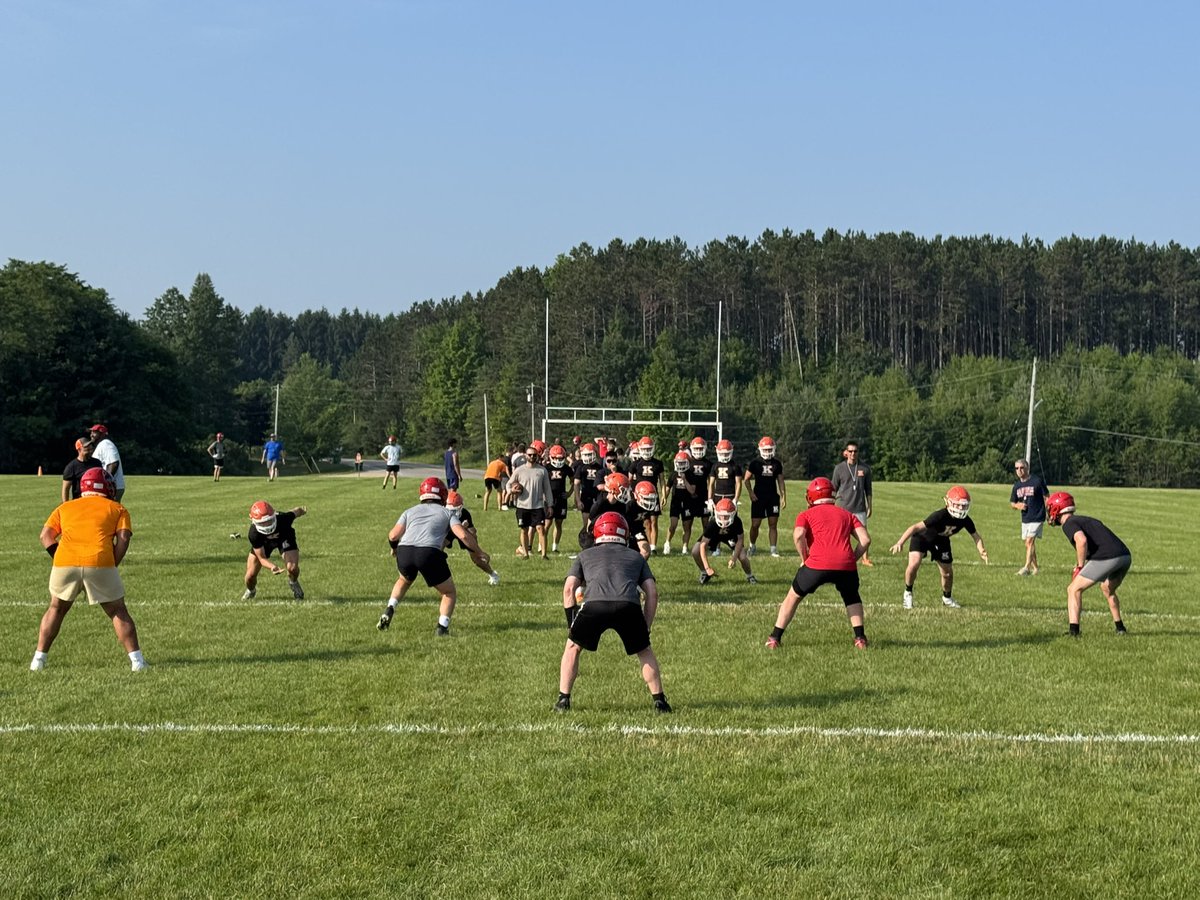 STLSharksFootball tweet media