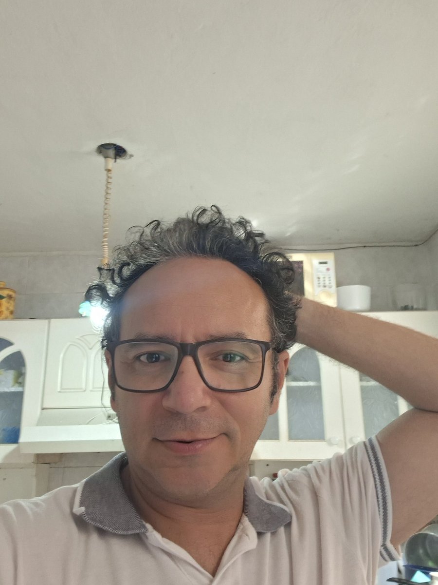 mylover10000's tweet photo. Buenos días a desayunar. https://t.co/Ii80yIiiWL