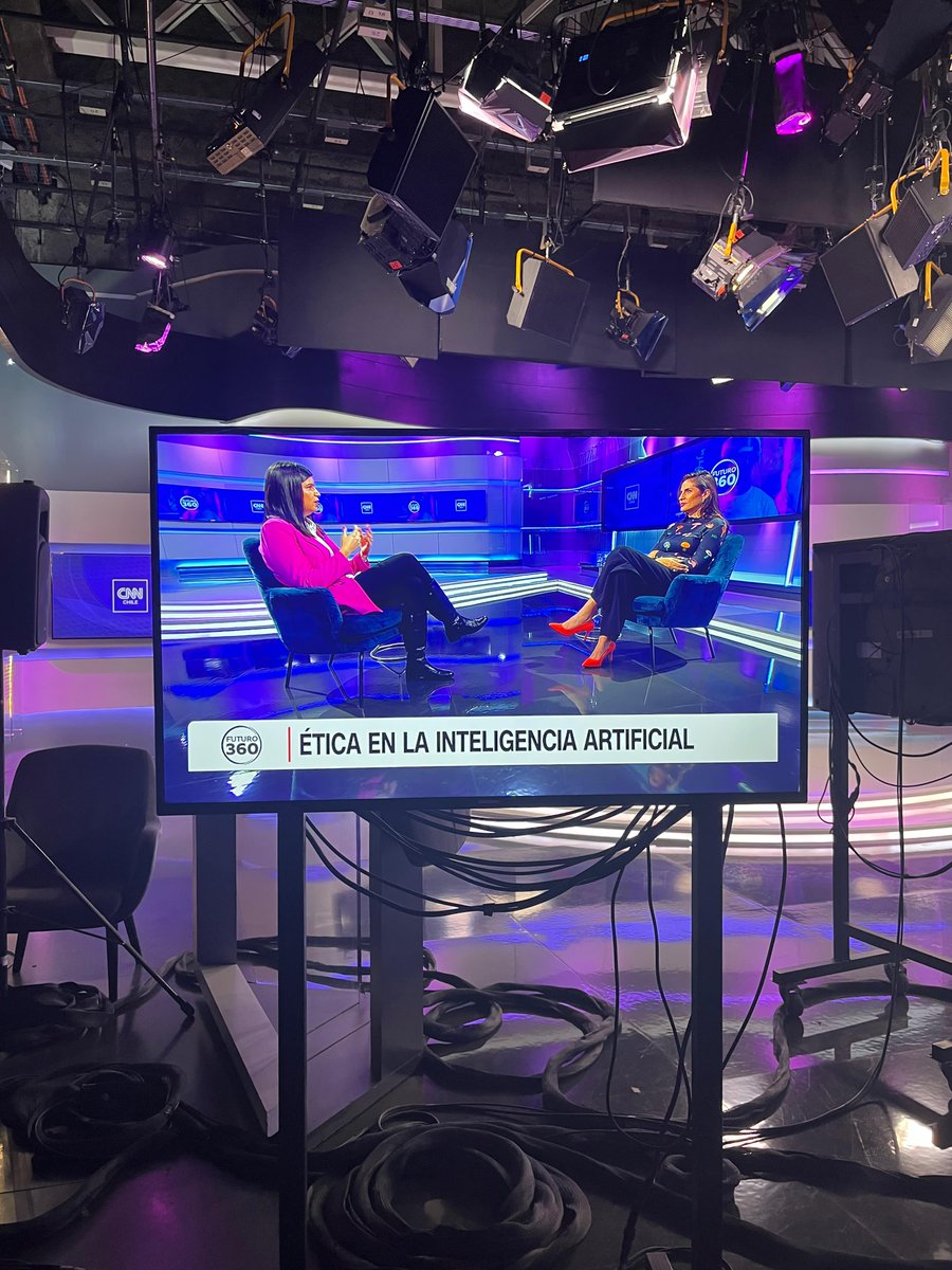 📺GobLab UAI en CNN Futuro 360: La Plataforma Algoritmos Públicos <a href="/UAI_CL/">UAI</a> recientemente nominada por <a href="/min_ciencia/">Ministerio de Ciencia</a> al Premio UNESCO-Uzbekistan Beruniy de investigación en ética de la IA.
📌Hoy a las 22:00 horas por <a href="/CNNChile/">CNN Chile</a>