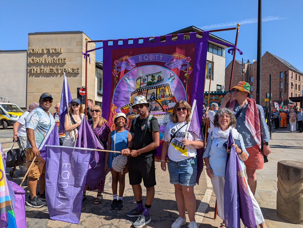 EquityUK's tweet image. Equity showed up strong at this year's Big Meeting ✊ Members from all over the UK joined fellow trade unionists in a powerful, joyful celebration of solidarity, working class life, and the trade union movement.
See you there next year!
#durhamminersgala #thebigmeeting