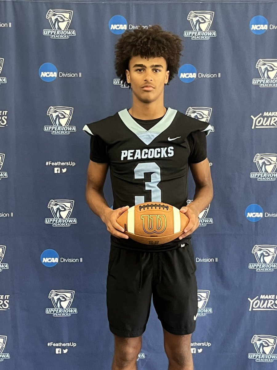 Jaidenhenry_3's tweet image. Had a great time over at the University of Upper Iowa. Thank you @Coach_Hoskins and @TaylorMarkhus for showing me there beautiful campus and explaining how I fit into there system. Can’t wait to keep building our relationship!! @CoachShen @Coachziemba46 @HLR_FOOTBALL