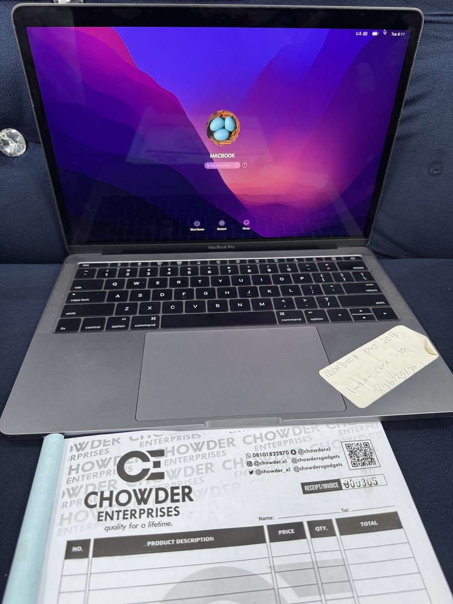 chowdersgadgets's tweet image. Customer’s Order : UK Macbook Pro 2016
13 inches 8/256GB SSD Core i5 - N450,000 only
More available in stock❗️