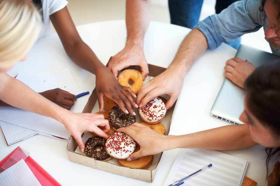 Dr. Eddie Ramirez (@eddierdmd) on Twitter photo Journal PNAS: New study upends obesity myths: Americans burn as many calories as hunter-gatherers, suggesting diet, not inactivity, drives weight gain. Ultra-processed foods may be key culprit. #obesity
Journal: pnas.org/doi/full/10.10…
Press: msn.com/en-us/health/o… <a href="/_atanas_/">Atanas G. Atanasov</a> Journal PNAS: New study upends obesity myths: Americans burn as many calories as hunter-gatherers, suggesting diet, not inactivity, drives weight gain. Ultra-processed foods may be key culprit. #obesity
Journal: pnas.org/doi/full/10.10…
Press: msn.com/en-us/health/o… <a href="/_atanas_/">Atanas G. Atanasov</a>