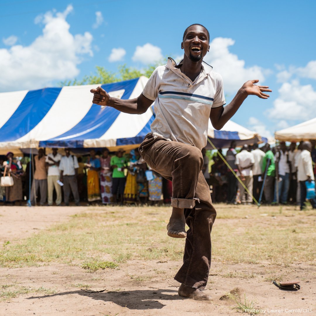 CatholicRelief's tweet image. #Dignity is... #Celebrating.
Even during #crisis, joy finds a way.
#HumanDignity
