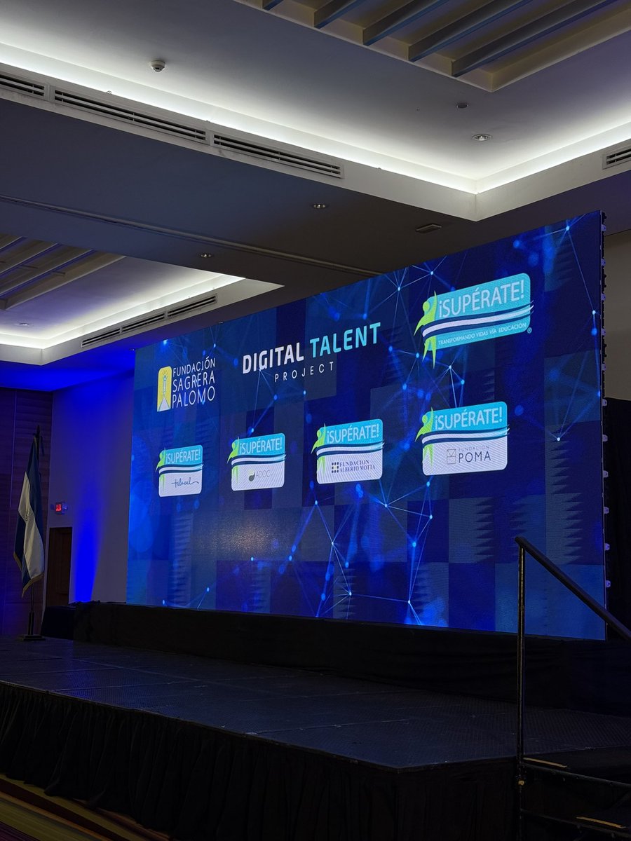 comercionegoci1's tweet image. Ya inició la Expo Tech 2025 y más de 270 estudiantes del Programa Empresarial ¡Suprate! @PESuperate están demostrando su talento en tecnología 🚀.

Esta feria es parte del proyecto Digital Talent , que busca formar a jóvenes en informática, inglés y valores.

#superate #expotech