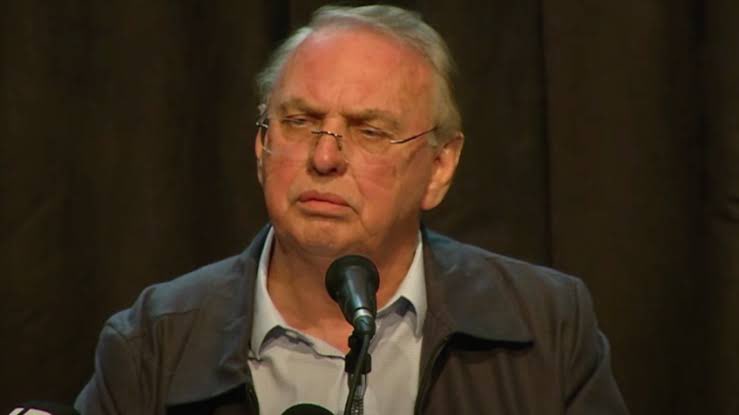 Pq o silêncio diante dessas falcatruas, Osmar Stabile?? Posicione-se, SEU OMISSO!! Seu SILÊNCIO é ABSURDO!! #Corinthians