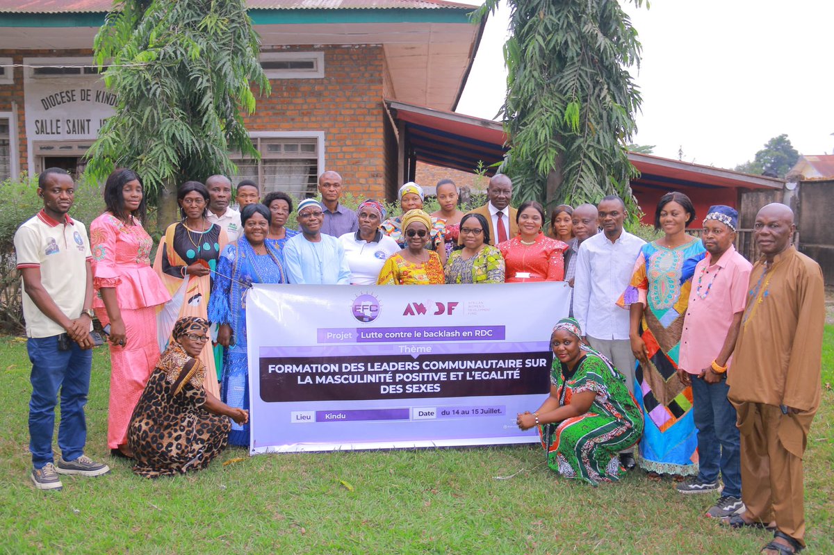 ffcrdc's tweet image. À Kindu, le Fonds pour les Femmes Congolaises a organisé un atelier de deux jours sur la masculinité positive et l’égalité des sexes, à l’intention des leaders communautaires.
Cette formation s’inscrit dans le cadre d’un nouveau projet mis en œuvre en consortium avec d’autres…