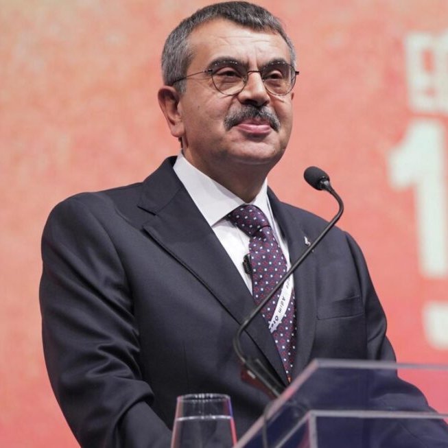 ajans_muhbir's tweet photo. CHP Ordu Mv. Mustafa Adıgüzel’den Yusuf Tekin'e:

“Pislik arıyorsan sözcüsü olduğun tarikat yuvalarında ara. Dingil.” https://t.co/1nmrPVzS7e