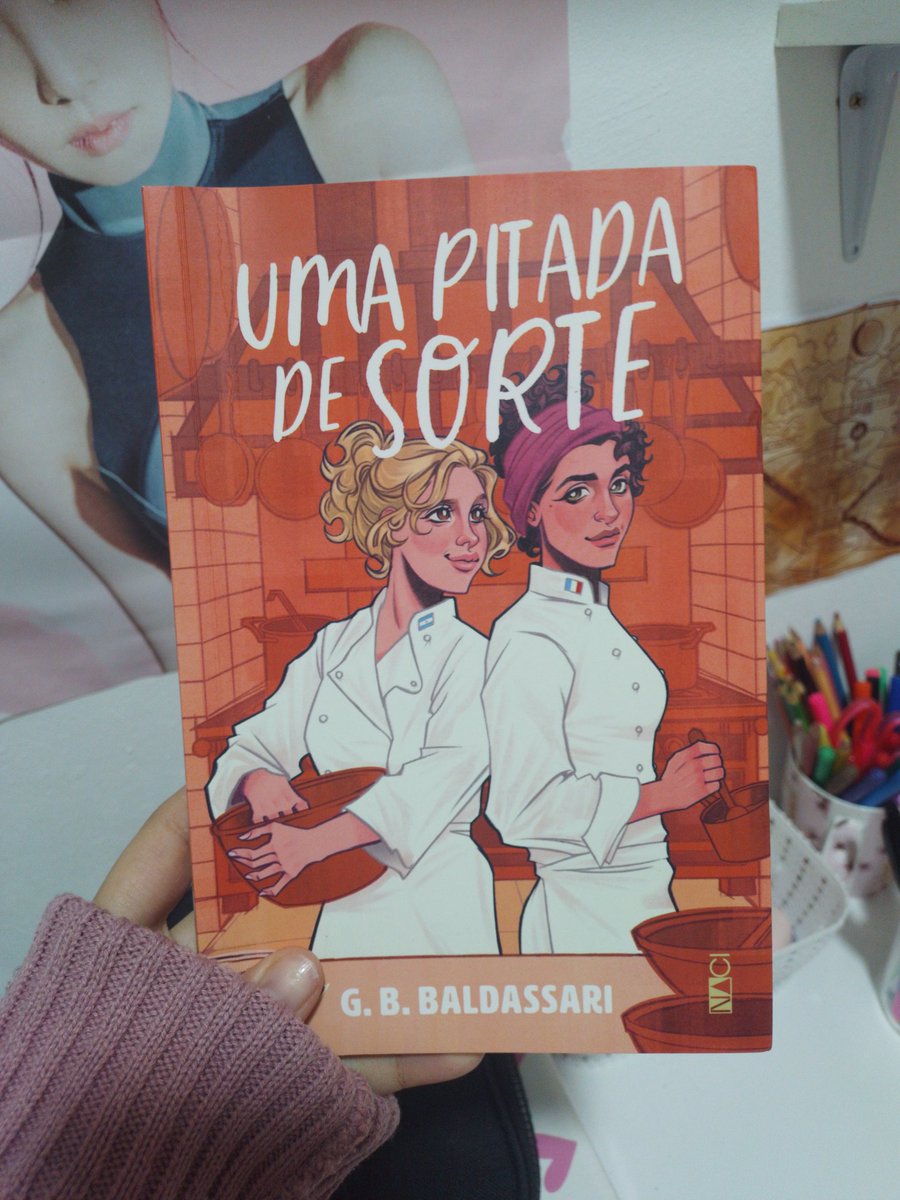 Terminei recentemente esse livro das mamães <a href="/gbbaldassari/">Gi & Bru</a> e MEU DEUS!!! Tudo o que essas duas escrevem vira arte🥹eu leria até a lista de compras de vocês duas!!