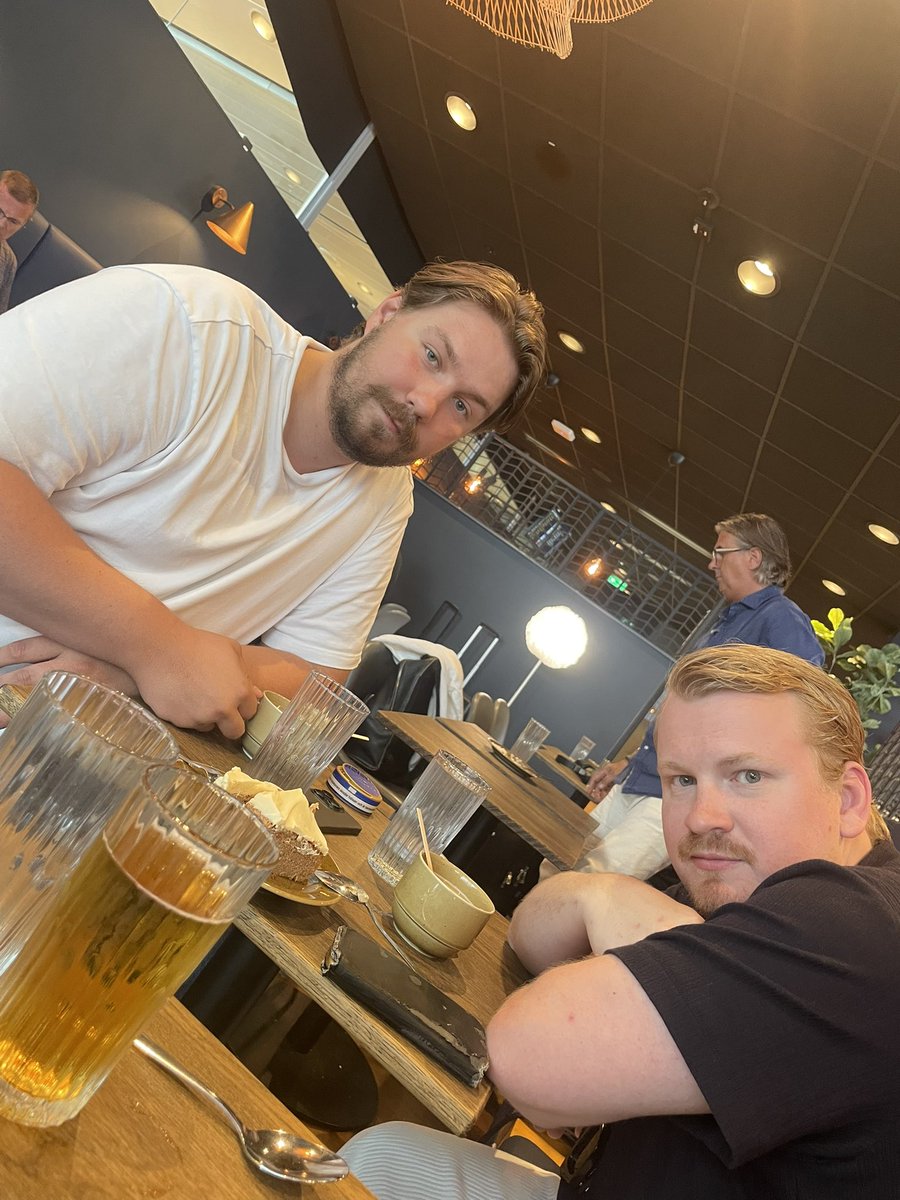 Alexander Eriksson tweet media