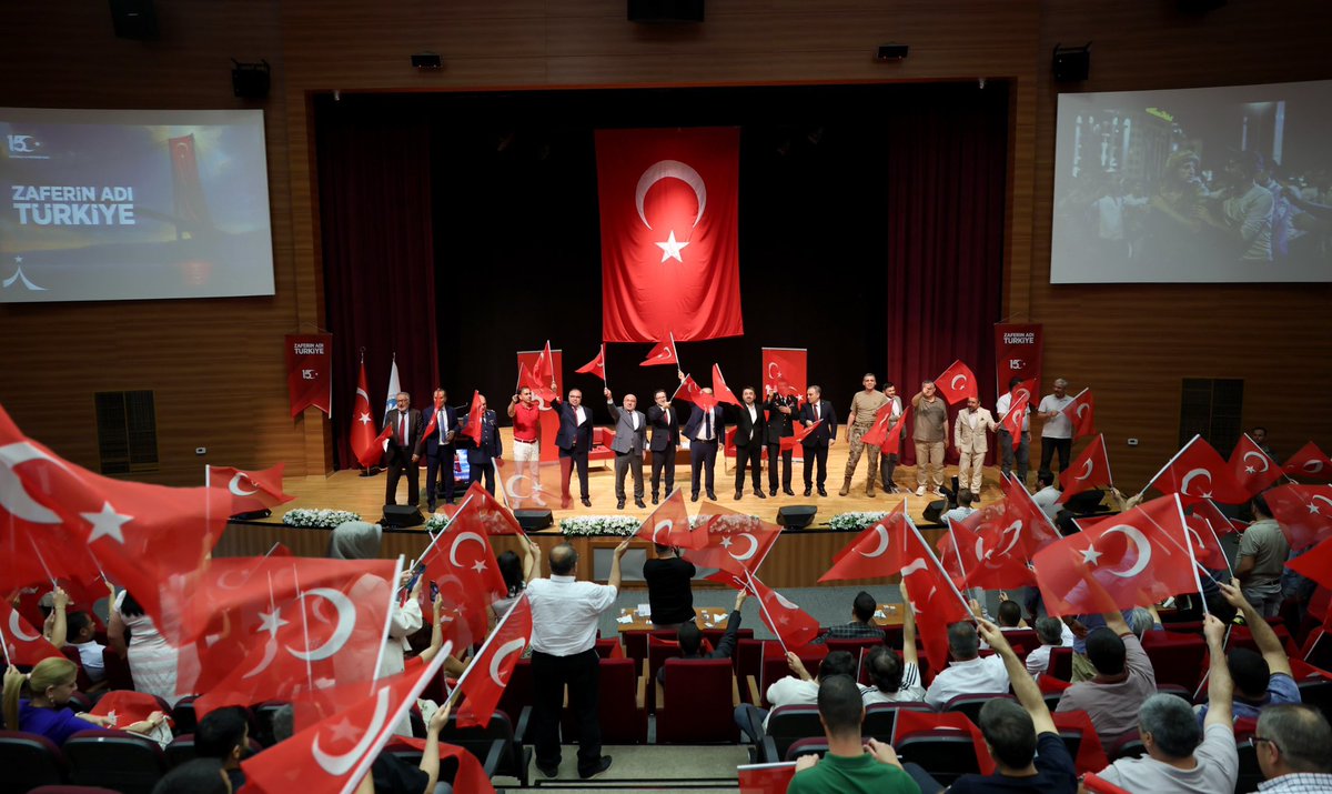 kayseriedu's tweet photo. Kayseri Üniversitemizde “15 Temmuz Demokrasi ve Milli Birlik Günü Anma Etkinlikleri” kapsamında Türkiye Maarif Vakfı Yönetim Kurulu Üyesi Prof. Dr. Mehmet Özkan, “Küresel Açıdan 15 Temmuz ve Darbe Direnişi” konulu konferans verdi. https://t.co/BuE9WCpWux