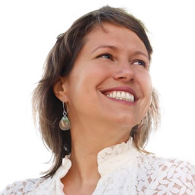 SilverioPR's tweet image. Felicidades a @evapradospr por asumir la dirección del Movimiento Victoria Ciudadana y por ser una buena comunicadora, buena debatiente y por su capacidad de sonreír y conectar mientras habla de temas difíciles. Y si Ud tiene dudas sobre la auditoría de la deuda y lo importante…