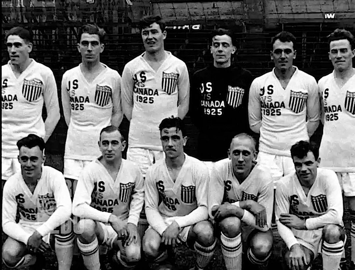 USSoccerHistory's tweet image. Now at the SASH YouTube channel from November 8, 1925, footage of the first official @USMNT international played in the US: USA 6-1 Canada @soccerhof @ussoccer @MLS @MenInBlazers @TheAthleticFC @ESPNFC
youtu.be/RC9Q8s9FOe0