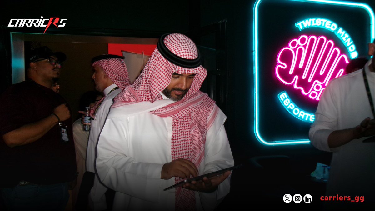 carriers_gg's tweet image. زيارة تلهم.
وتفتح آفاق جديدة 🚀.
تشرفنا بزيارة صاحب السمو الملكي الأمير فيصل بن بندر آل سعود رئيس الاتحاد السعودي للرياضات الإلكترونية @Saudi_Esports.

نعتز بهذا الدعم، ونعمل لنكون جزءًا من صناعة مستقبل احترافي للرياضات الإلكترونية في المملكة.