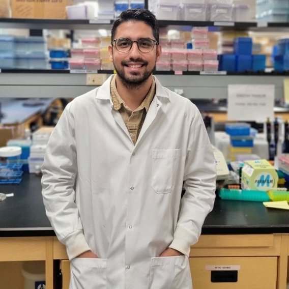 VIDOInterVac's tweet image. Exciting news!🎉Dr. Karan Razdan, a postdoctoral fellow at VIDO, has been awarded the High Level Scientific Fellowship 2025 to advance inhalable RNA vaccine research in France. This program will help build lasting collaboration between VIDO and leading French scientists. 🇨🇦🤝🇫🇷