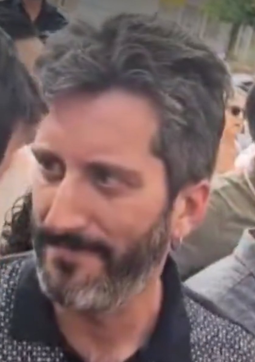 jarabeDemo_ESP's tweet photo. @vitoquiles La cara de psicópata de tipo de podemos qué os parece. https://t.co/anYIkMlGAJ