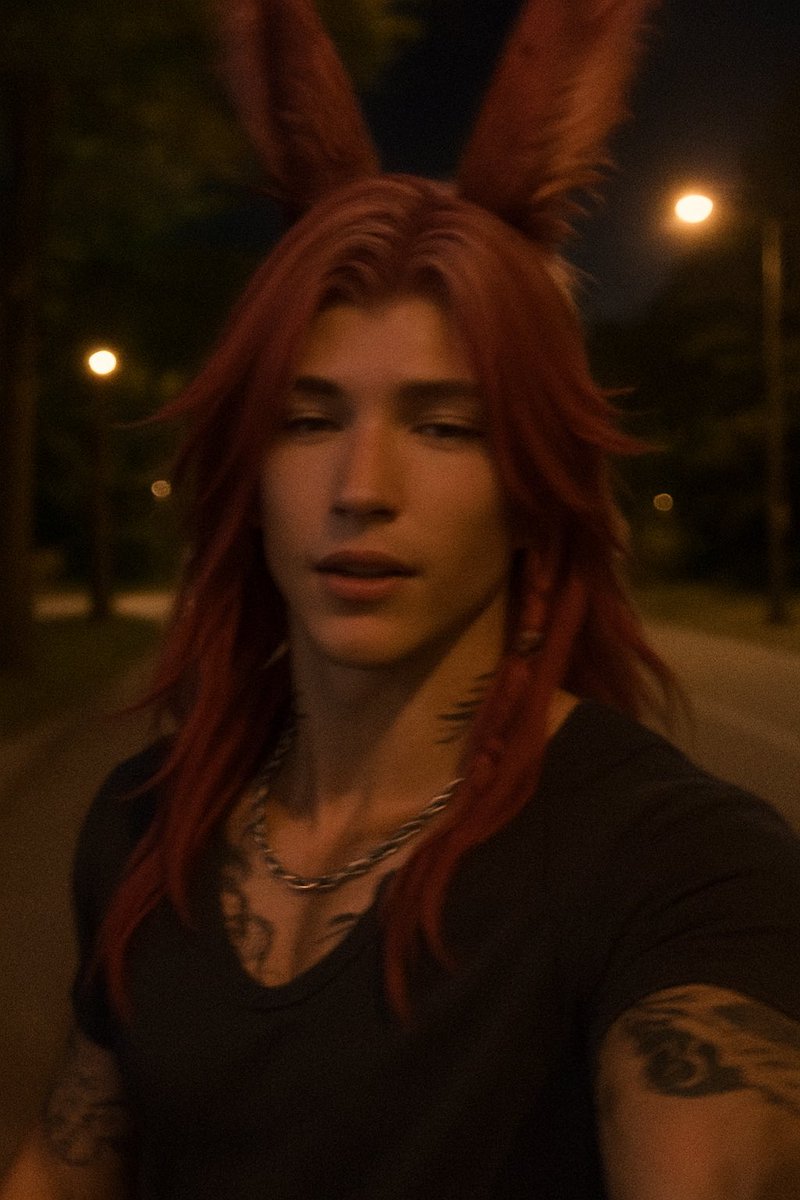 vik_ffxiv's tweet image. Replacement “selfie” post.