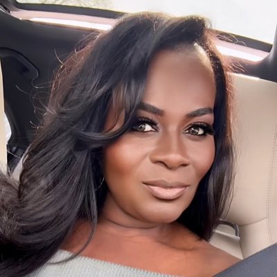 Andria Thompson (Queen)🇯🇲🇨🇦 tweet media