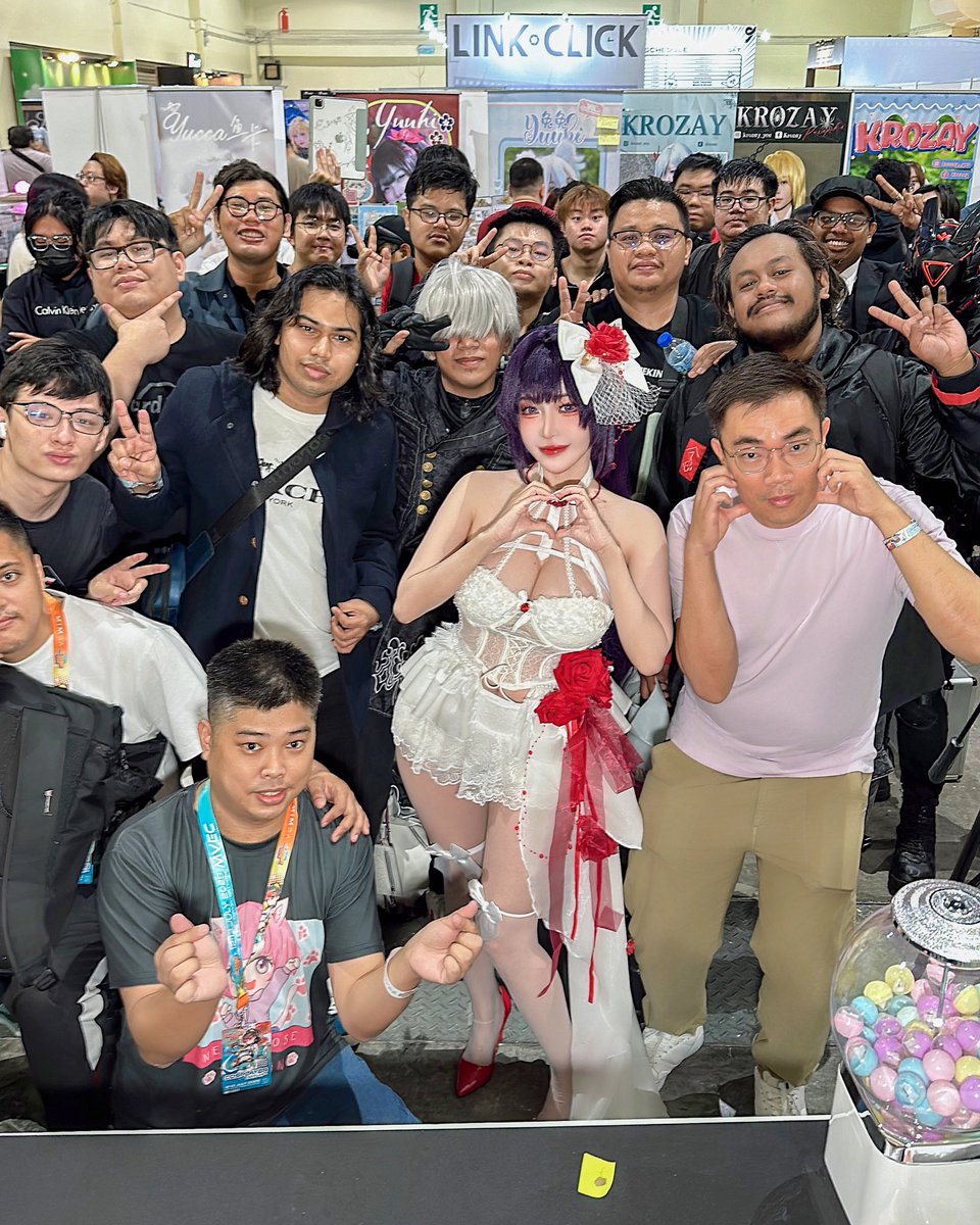 Thanks everyone for coming to see me at Nijigen Expo. See you again soon, Malaysia ✨