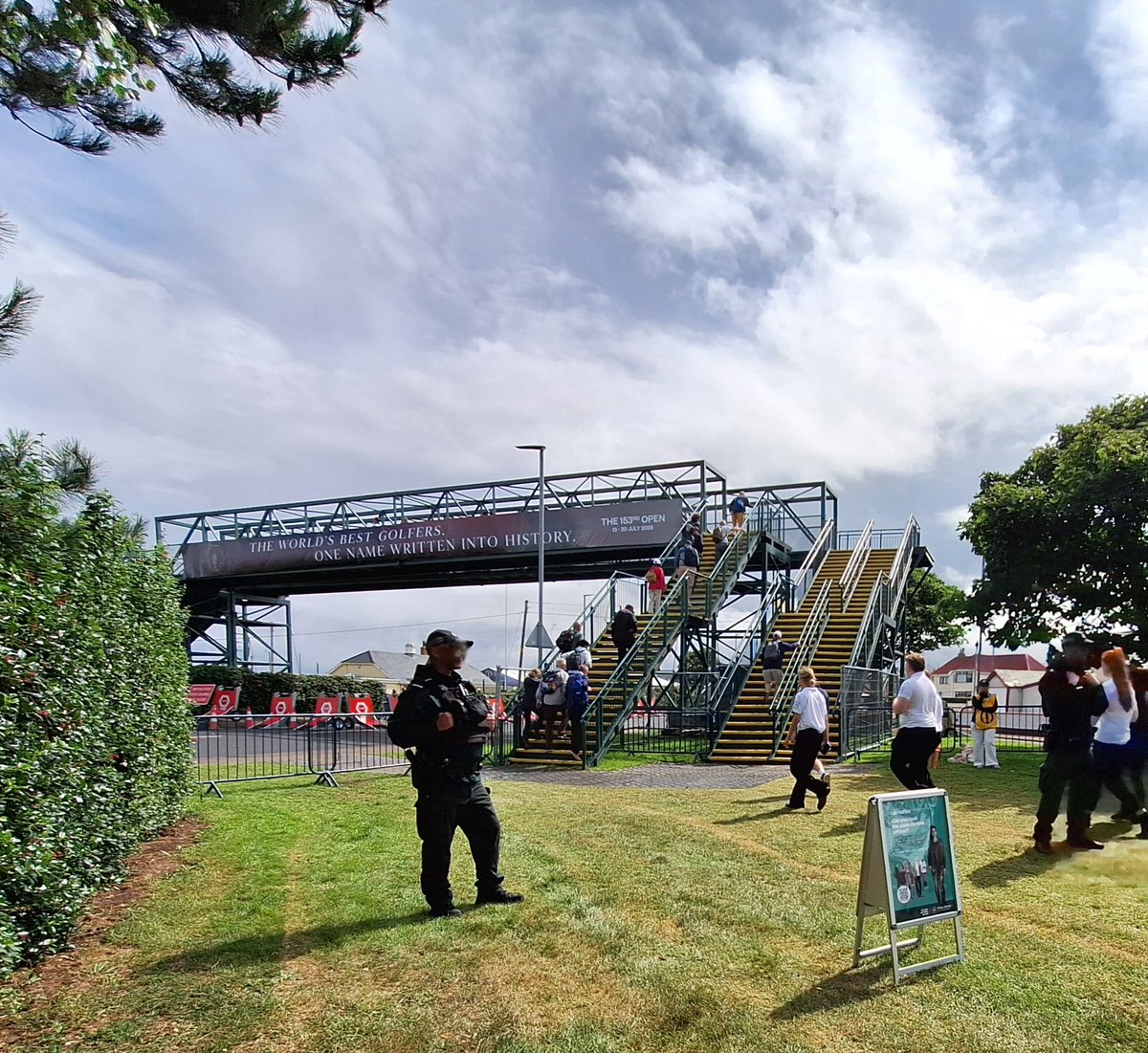 PSNICCGDistrict's tweet image. Today members of the TSG were conducting both uniformed and plain clothes patrols of the Portrush area. The officers were deployed in relation to the 153rd Open and used their training as part of Project Servator to provide public reassurance.
#TheOpen
#ProjectServator