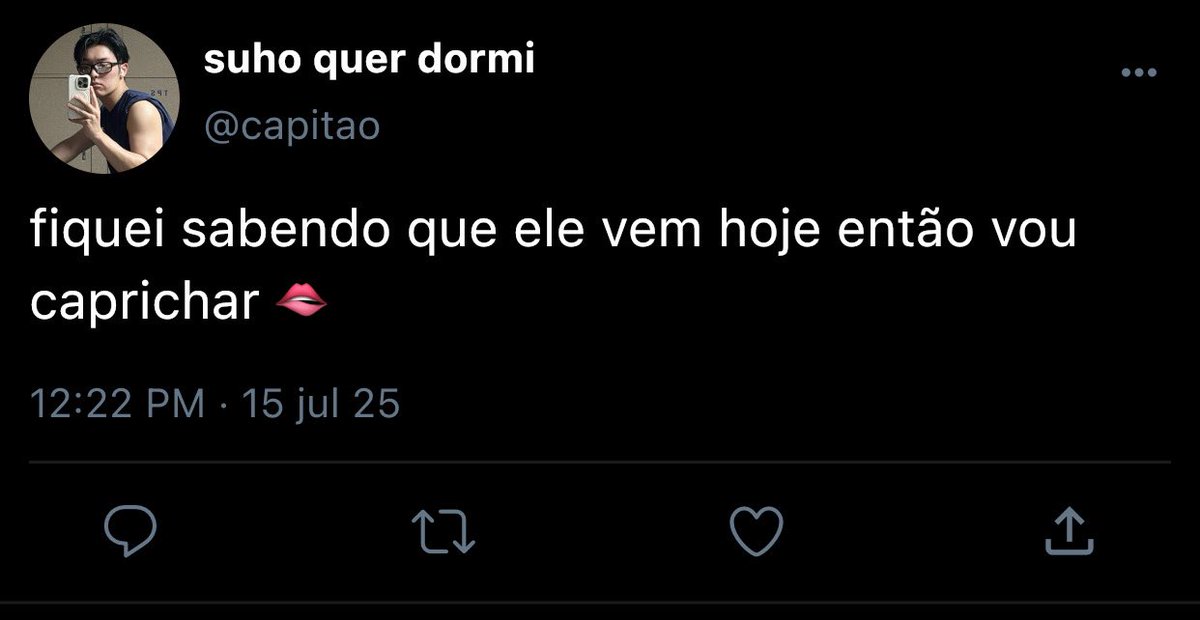shicwk's tweet image. #shse au 🩹
onde almas gêmeas dividem tudo inclusive a dor, sieun vivia cheio de hematomas, mas nunca soube de quem era a culpa.
até suho, o irritante capitão do time de boxe, levar um soco no olho no treino aberto e sieun cai no meio da plateia com o mesmo roxo no rosto.