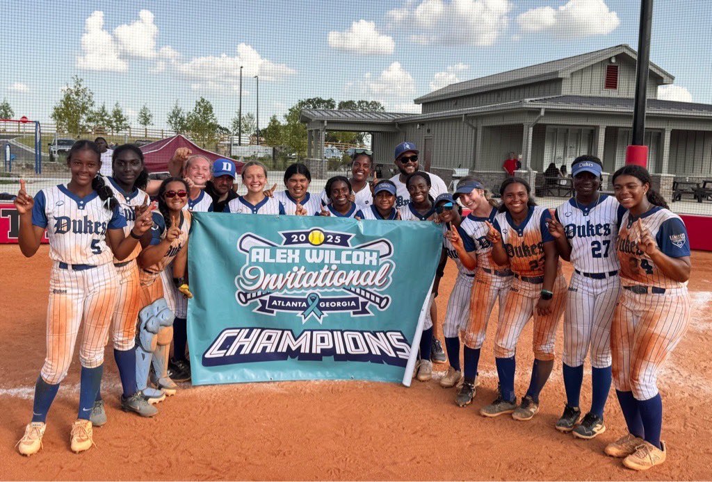 🏆Atlanta Legacy Champs 🏆
This weekend was one to remember. We set a goal as a team and we did everything necessary to achieve it as a team!! I am so proud of this team I am a part of. We spent 11 hours playing back to back games and came out on top! 

Next up PGF Nationals in