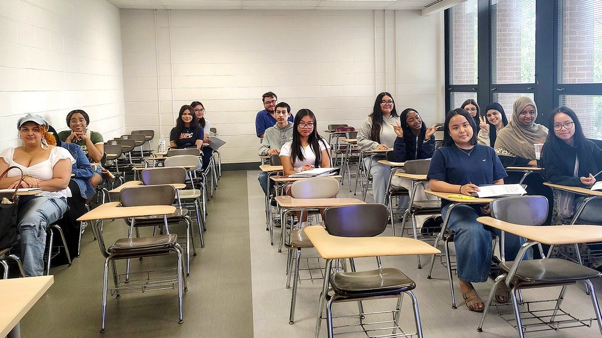 📚The MVCC #EOP Summer Program is underway, and our students came ready to learn!