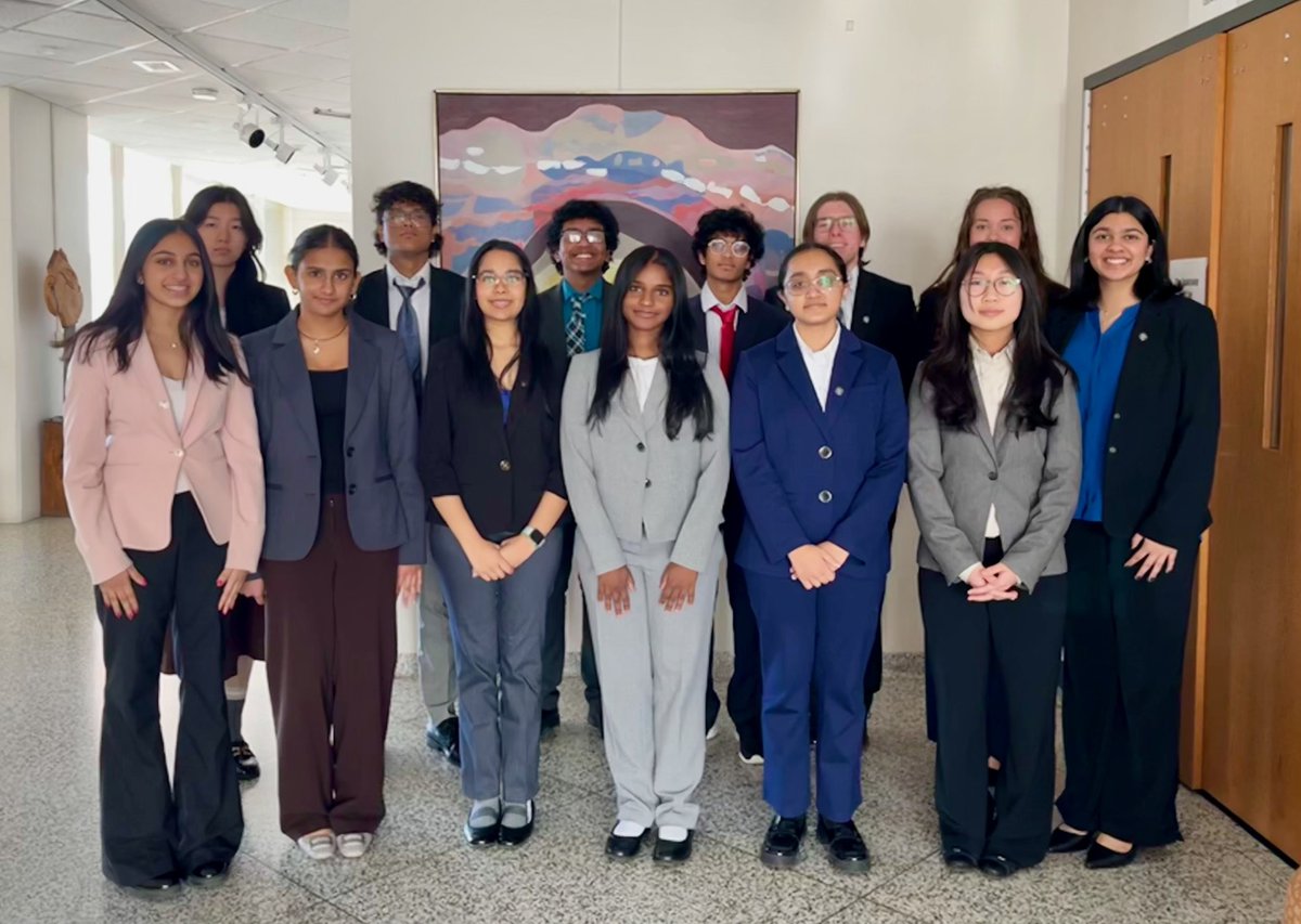 TUESDAY THROWBACK: 🎤 Victory for CVHS Speech &amp; Debate! This spring, they won the District 6 Championship 🏆 before advancing at Bloomsburg. Shoutout to Suhas Kothuru &amp; Nathan Warrell for placing 2nd in Policy Debate! 💯

#PortraitOfAnEagle #CVProud
