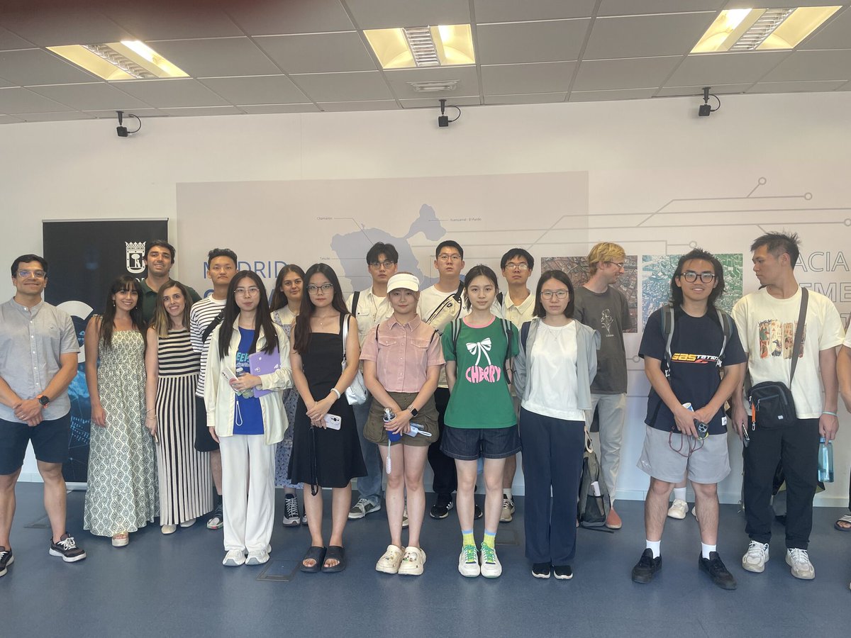 ℹ️ Visita de estudiantes internacionales al <a href="/CeDInt_UPM/">CeDInt</a>  en el marco de la International Summer School de <a href="/La_UPM/">Universidad Politécnica de Madrid</a> 

🌐 bit.ly/4lvtoMh

#MadridCapitalDigital