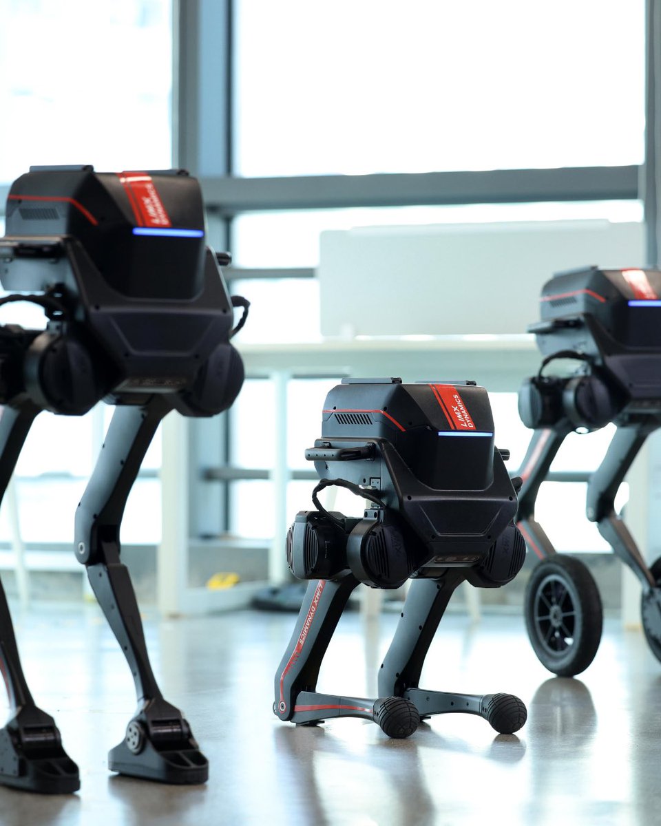 InDro_Robotics's tweet image. Developers, meet your next platform:This multi-modal biped robot is an open-source dream. It’s built for high-complexity verification and validation. Plus, InDro Cortex brings the computational power and ROS packages you need to unlock its full potential.

indrorobotics.ca/thebiped/