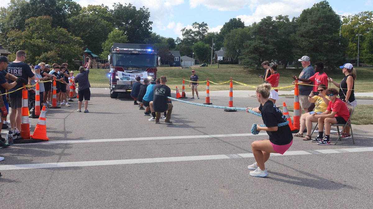 shawneeKSpolice's tweet image. There’s still time to register your team for this year’s Heroes Pull in support of Special Olympics Kansas!
Date: Sunday, September 21
Time: 12:30–3:30 p.m.
Location: 11600 Johnson Dr., Shawnee, KS
Register yourself or your team:
charity.pledgeit.org/heroespull2025