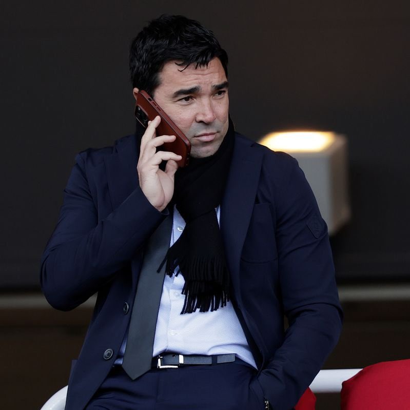 Get out of my club Deco
#DecoOut 
Rt to get him out ASAP.