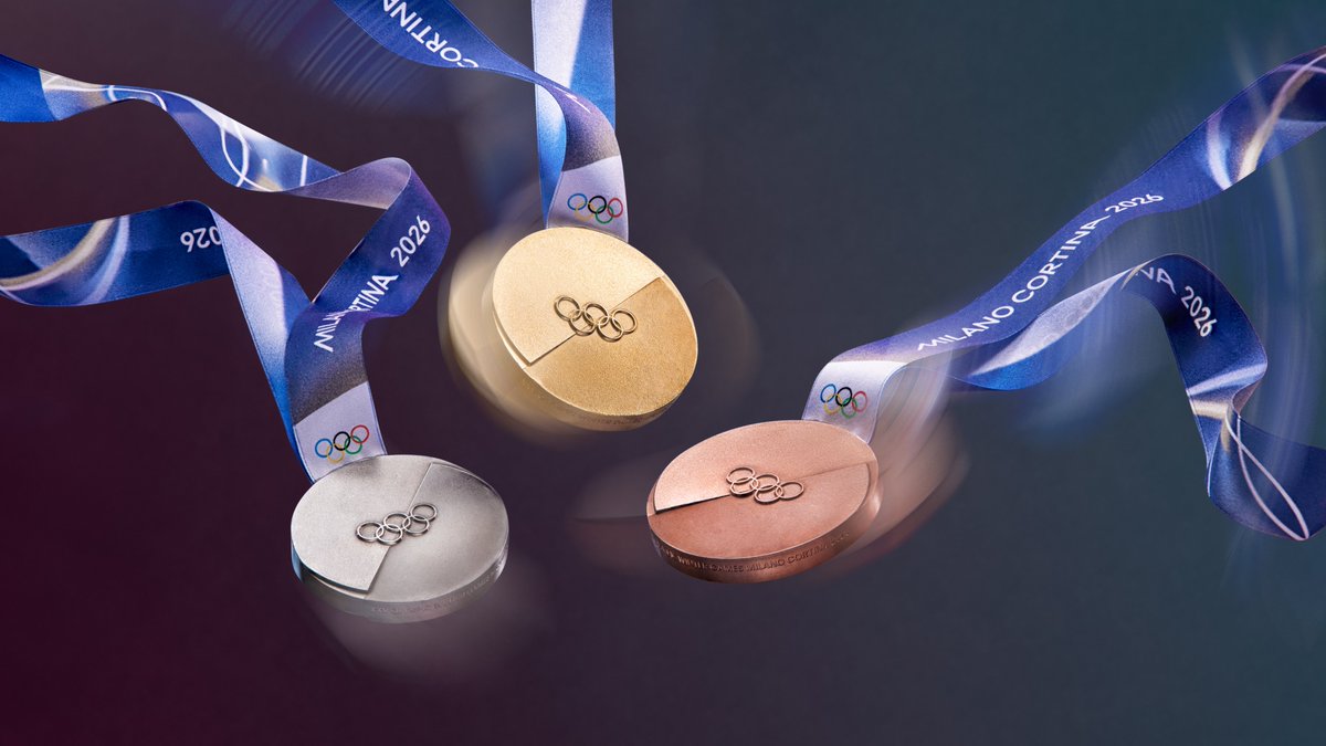 worldcurling's tweet image. We are OBSESSED π
Who will be taking these home from @milanocortina26 next year?
#curling #olympics #paralympics #medals