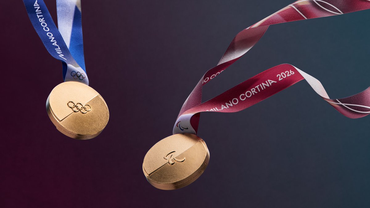 worldcurling's tweet image. We are OBSESSED π
Who will be taking these home from @milanocortina26 next year?
#curling #olympics #paralympics #medals