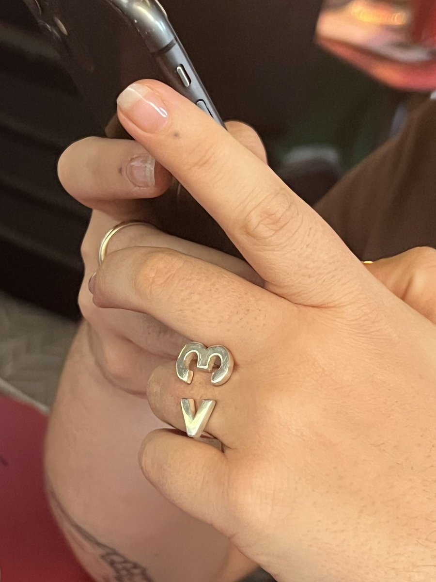 lavampirenue's tweet image. pico tres de @BADOSATORRES &amp;lt;3 no hay nada que me guste mássssss