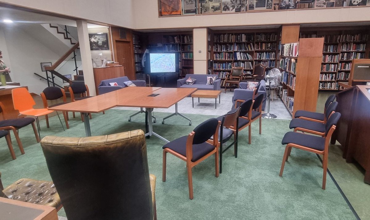 ZSLLibrary's tweet image. Set up for an event in our Reading Room.
We are closed tomorrow (Wednesday) but open again as usual on Thursday 10.30am to 5pm.