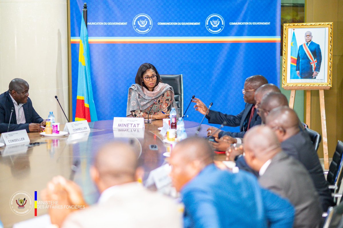 Sylvain Lukongo (@lukongosylvain) on Twitter photo #RDC:Acacia <a href="/bandubolambongo/">Acacia Bandubola</a> Mbongo, Ministre d’État aux Affaires foncières, est saluée pour ses réformes audacieuses.
Objectif : rendre le secteur + transparent, moderne & crédible. #RDC #AcaciaBandubola #Réformes
<a href="/Presidence_RDC/">Présidence RDC 🇨🇩</a>
<a href="/PrinceIlunga14/">🇨🇩le prince congolais👑✌️</a> <a href="/SShikasp64391/">STEVE KAMBANGA 01</a> #RDC:Acacia <a href="/bandubolambongo/">Acacia Bandubola</a> Mbongo, Ministre d’État aux Affaires foncières, est saluée pour ses réformes audacieuses.
Objectif : rendre le secteur + transparent, moderne & crédible. #RDC #AcaciaBandubola #Réformes
<a href="/Presidence_RDC/">Présidence RDC 🇨🇩</a>
<a href="/PrinceIlunga14/">🇨🇩le prince congolais👑✌️</a> <a href="/SShikasp64391/">STEVE KAMBANGA 01</a>