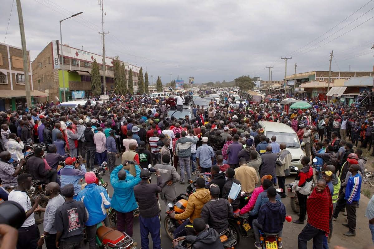 The captain is in the US, but sending William Samoei Ruto home is a patriotic national duty. We shall, for the two months give it all our sweat and blood.

Thank you Kajiado. 
 
Ashe oleng'