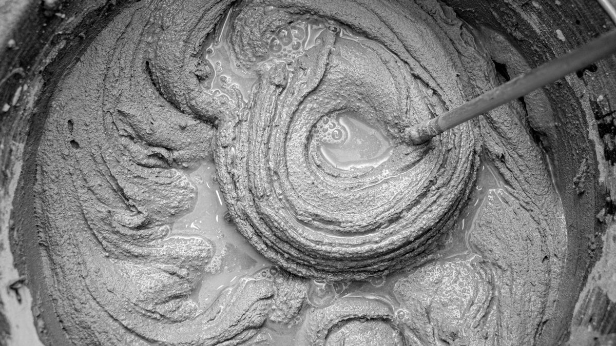 It's time for another #tiptuesday! This week, we're offering a brief overview of non-shrink grout and its uses.  zurl.co/Xkn6l 

#nonshrinkgrout #concreterepair #concretework #grout #construction